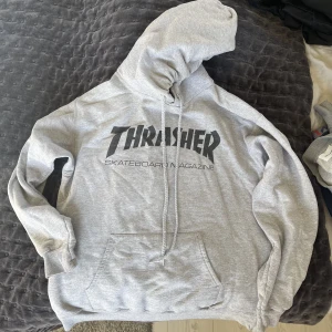 Hoodie - Säljer för 250, tror det är storlek S. 
