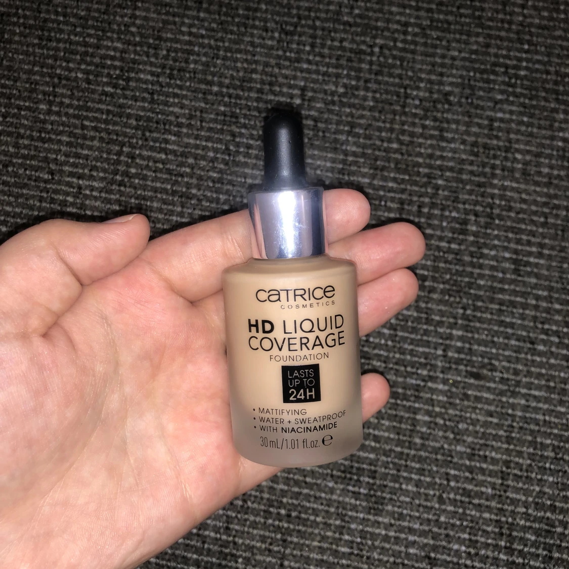 Catrice foundation