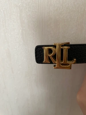 Ralph Lauren - Ett Ralph Laruen skärp från zalando✨använd få gånger och är i bra skick❤️