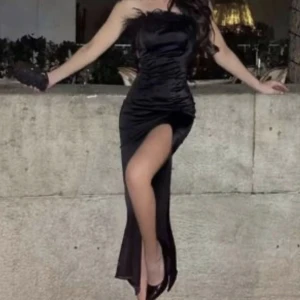 Klänning  - Storlek m 