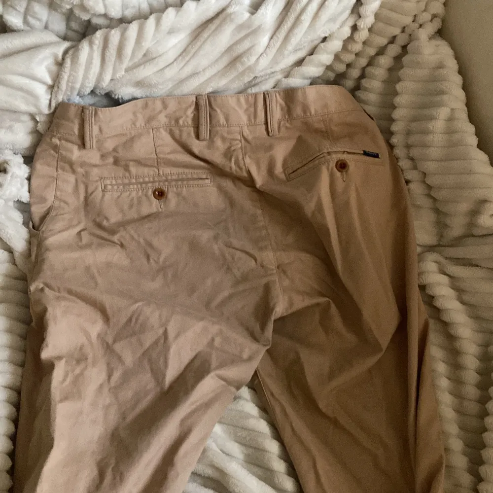 Snygga gant chinos beiga för 158/164cm. Jeans & Byxor.