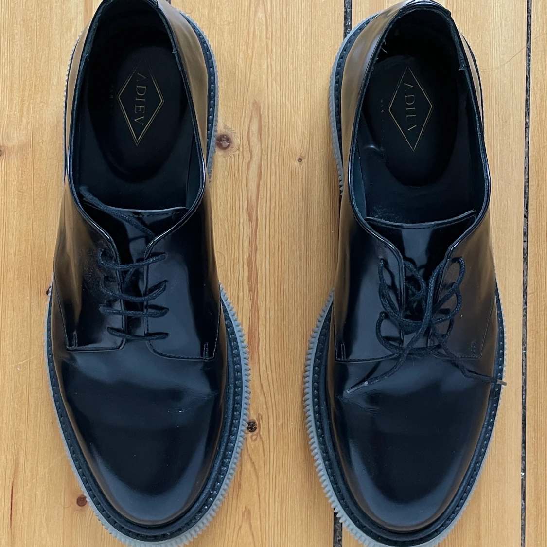 Adieu Type 132 - Black w Grey sole - 90