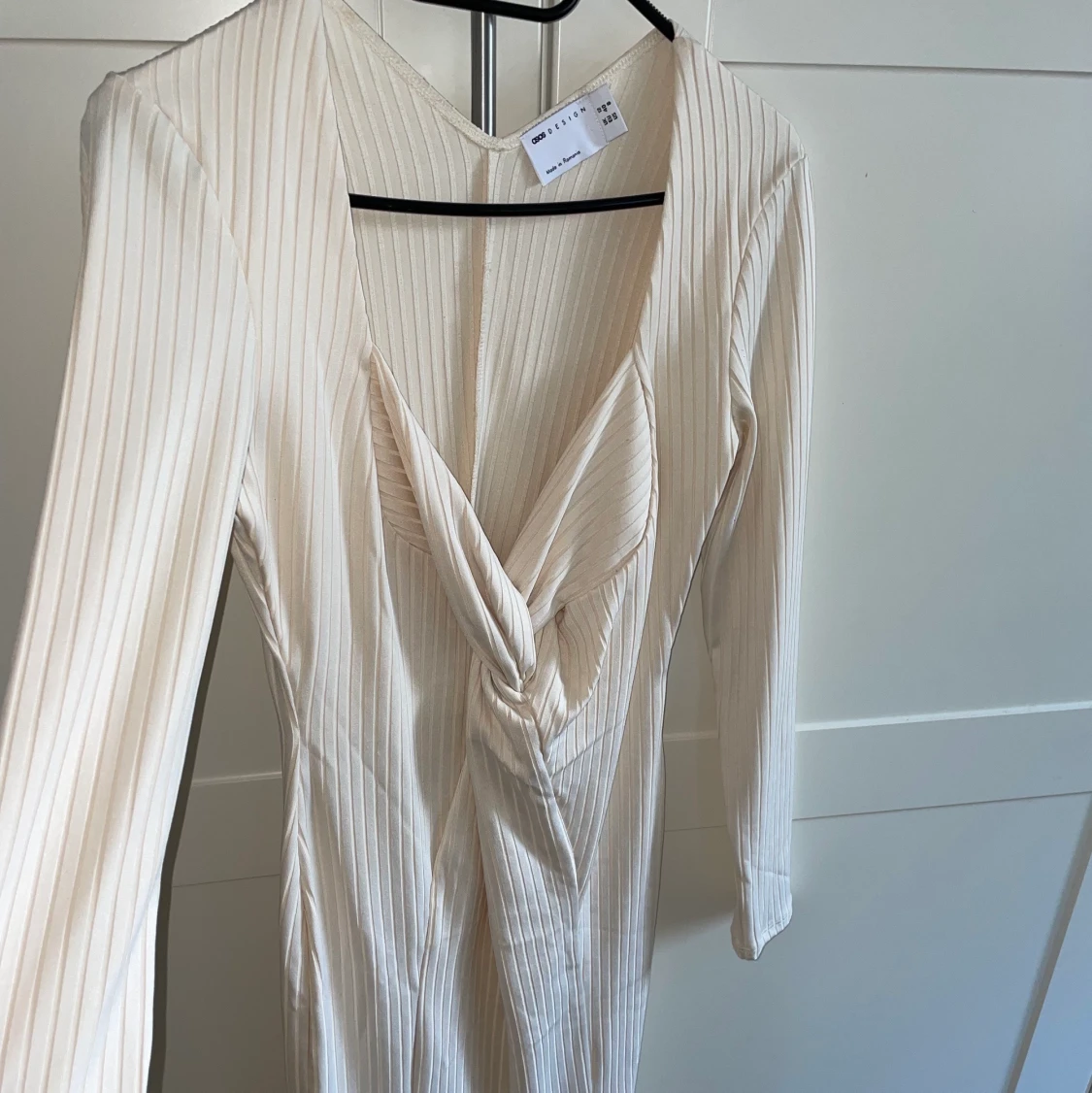 Vit tight klänning  - 91