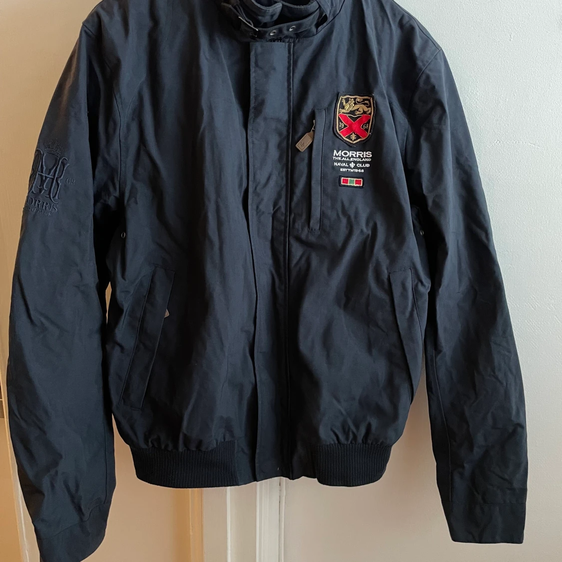 Morris jacka L