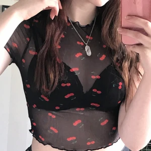 Mesh cherry top - Helt oanvänd. Väldigt stretchig, passar nog de allra flesta.🍒