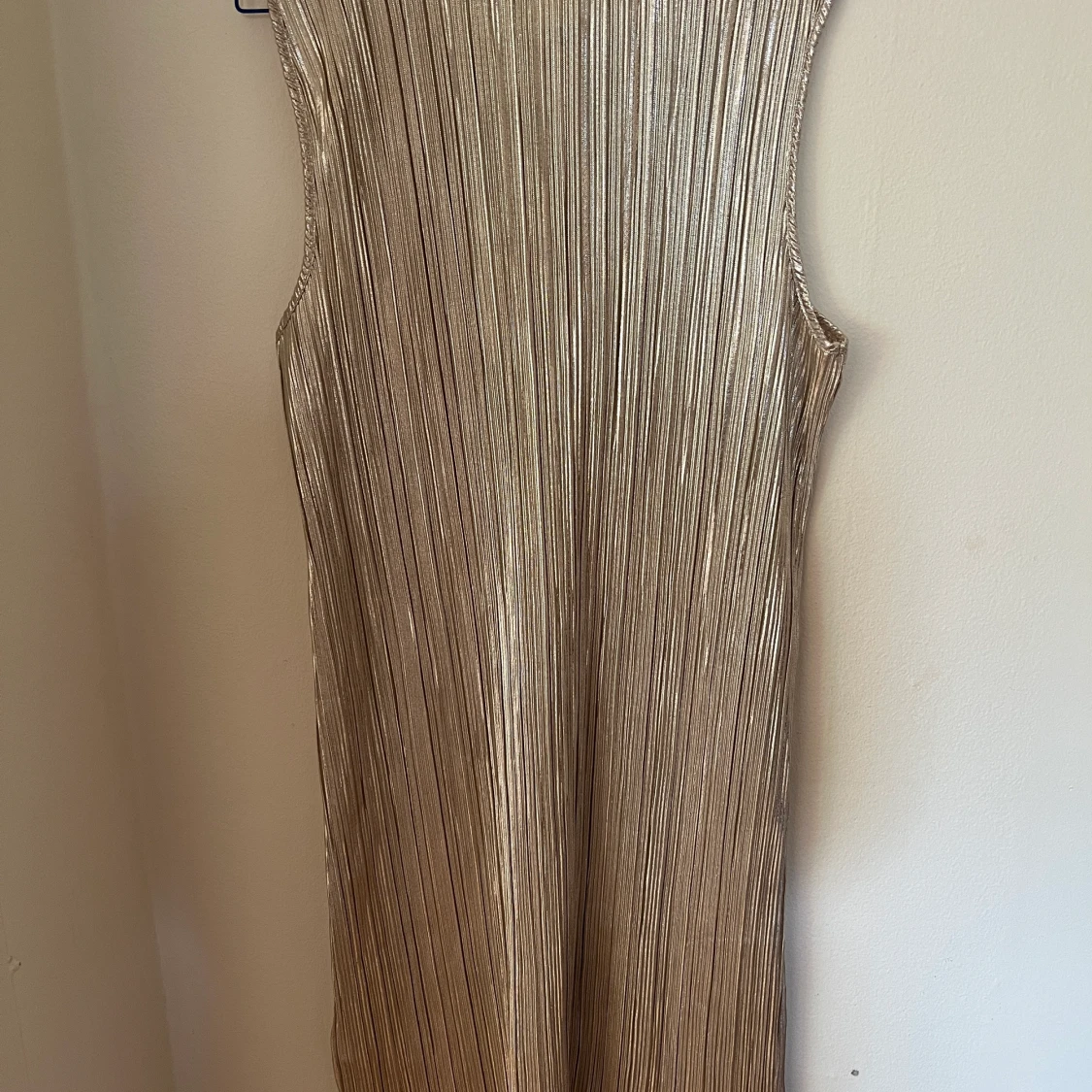 Klänning guld hm M - 90