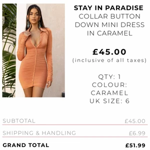 Button down mini dress - Extremt fin mini dress från Oh Polly som inte går att köpa längre. Färgen kallar dem ”caramel”. Råkade köpa fel storlek och glömde lämna tillbaka. Aldrig använd, alla lappar kvar. Nypris med frakt 638kr. Hör av dig vid intresse🧡