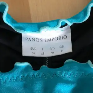 Panos Emporio nedergel bikini. Storlek 34.  Observera att färgen är missvisande på bilden. Färgen är mer turkosgrön! På bilden ser den blå ut.  Fint skick!  