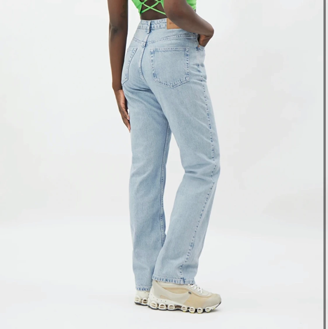 Ljusblå weekday jeans