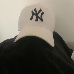 Keps - Barely used Frakt ingår inte.