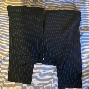 Kostymbyxor  - Randiga kostymbyxor