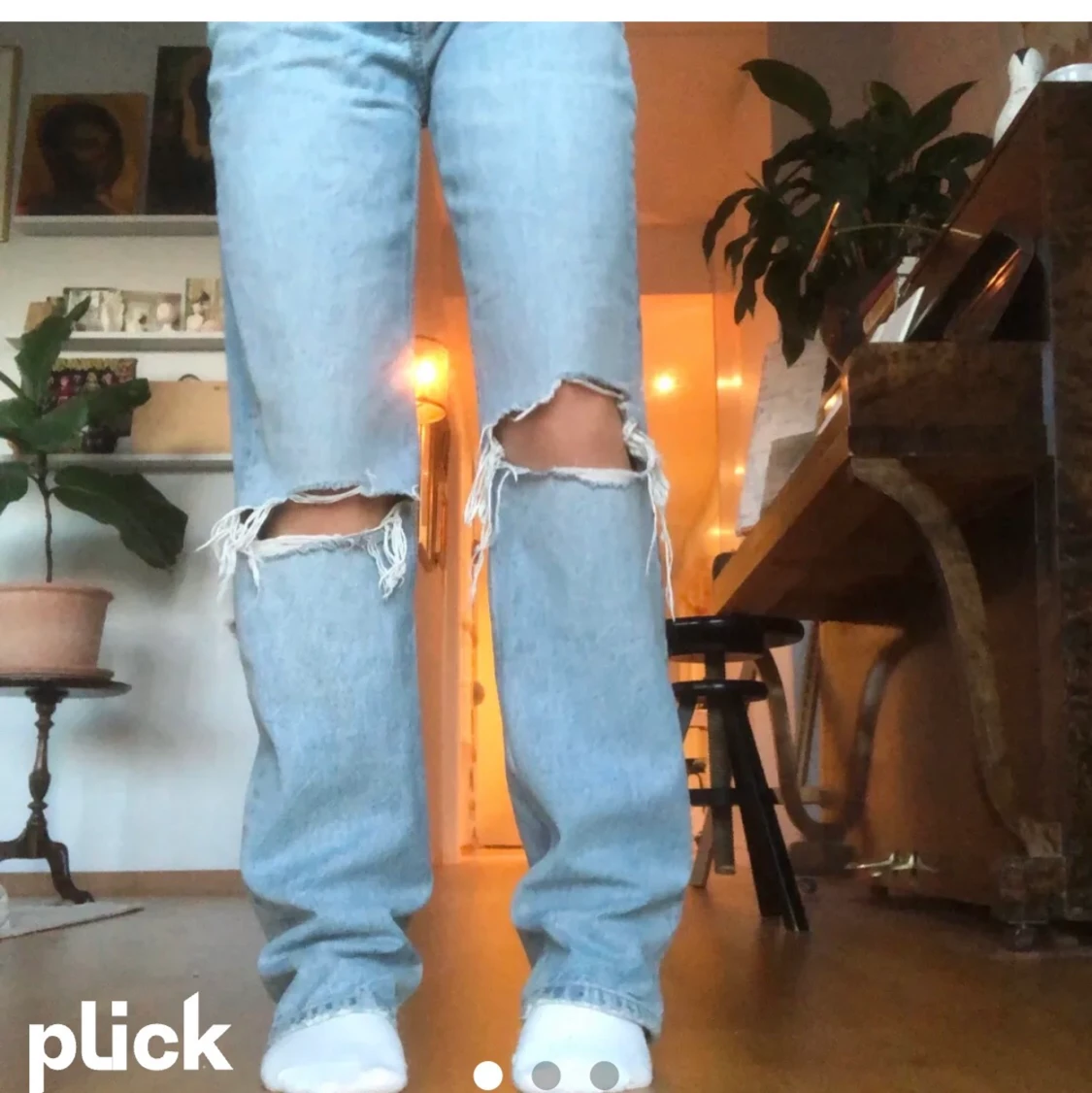 Mid Rise straight jeans  - 90