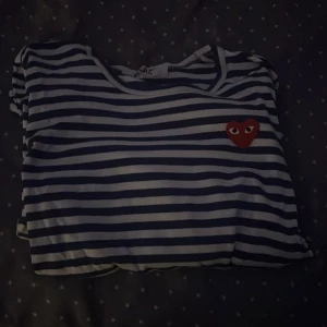 Cdg tröja - För liten