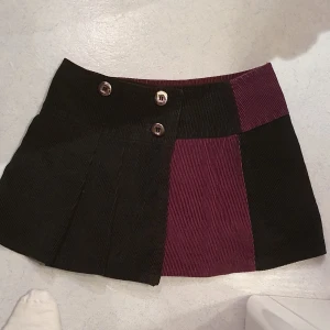 Y2k kodra kjol - Ipassar s_ m ong lowmidja