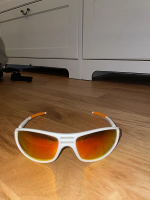 Solglasögon  - Solglasögon - Polaroid Bra skick