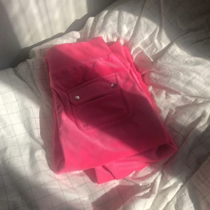 ⚡️💘Juicy byxor💘⚡️ - 💥Intressekoll💥 om någon vill byta mot en annan färg i storlek s💘💕💓Klicka ⚡️INTE⚡️  på köp nu ( helst night sky)