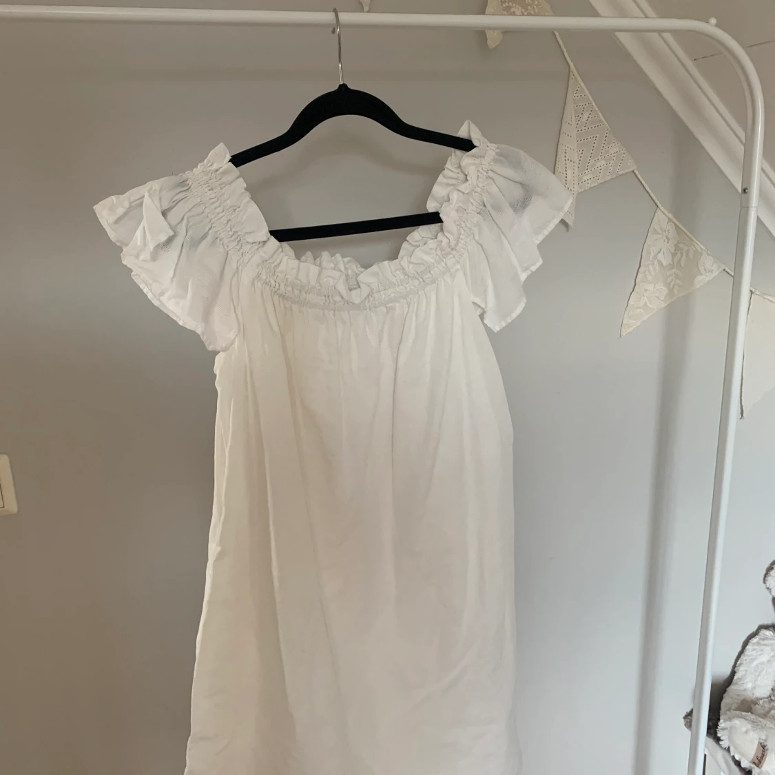 Vit klänning från Zara i xs