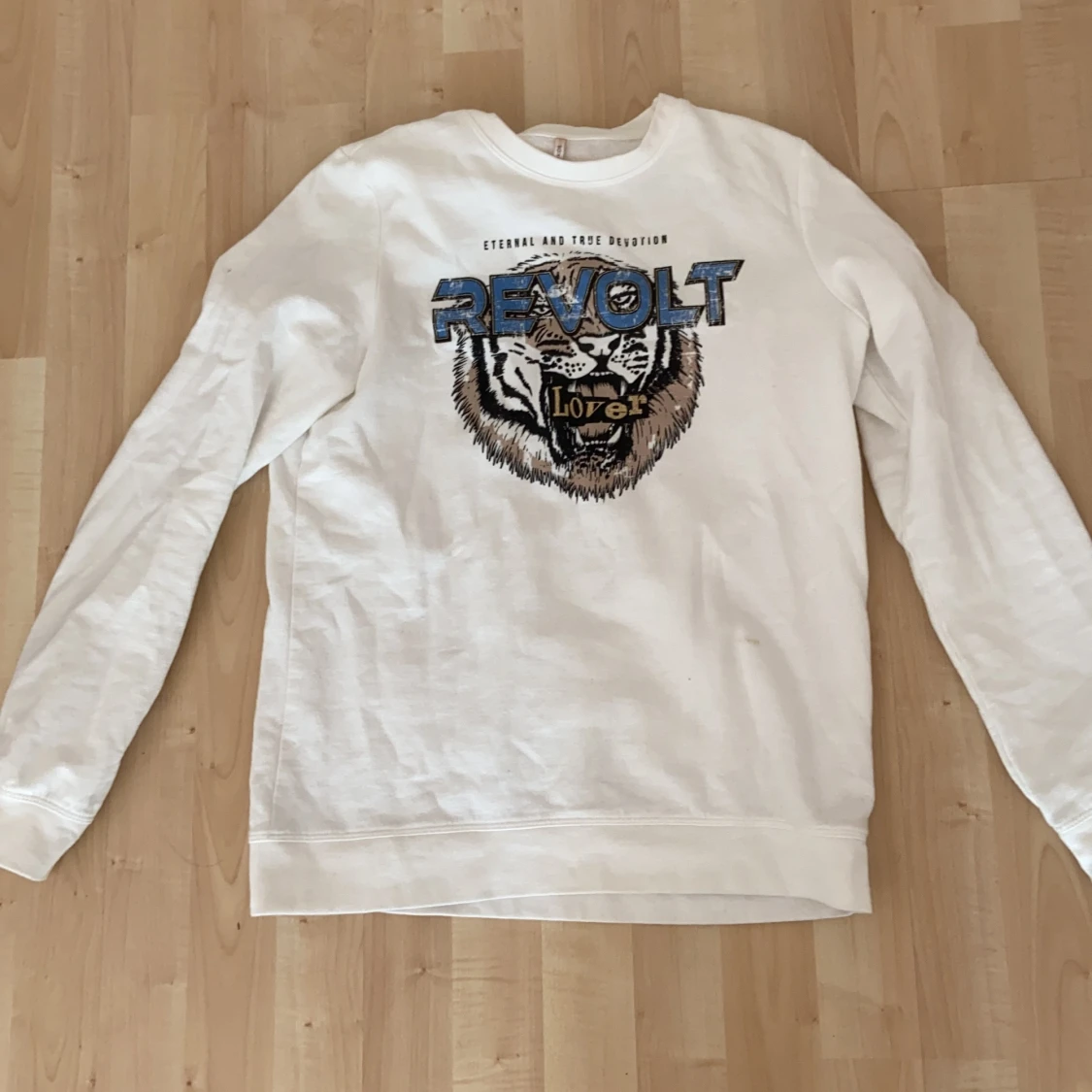 Tröja från Only - 90