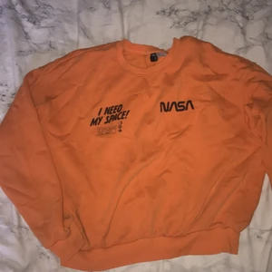 Tröja  - Aldrig använd 