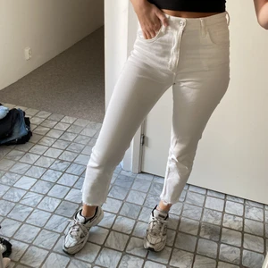 Vita jeans - Vita jeans från Zara som inte passar längre! 
