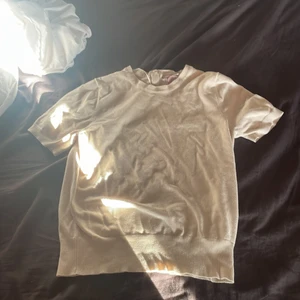 stickad t shirt - stickad t shirt ! Aldrig andvänt