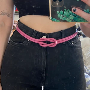 Bälte - Så fint och unikt vintage bälte, används tyvärr inte av mig. Möts i Stockholm eller skickar mot fraktkostnad 🥰