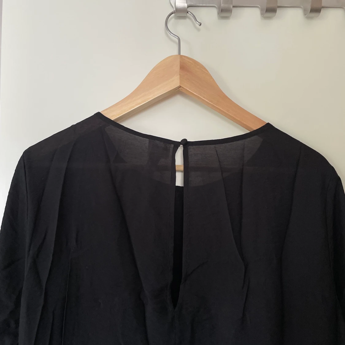 Klänning strl. L från HM - 90