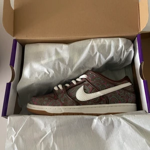 Nike sb dunk low paisley - Helt nya storlek 42