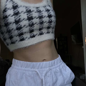 NA-KD Topp - En lurvig söt topp ifrån NA-KD som aldrig kommit till användning!🤍