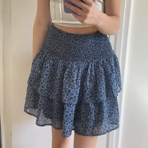 Kjol - Knappt använd