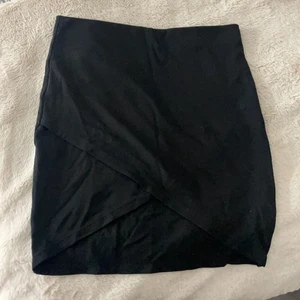 Kjol - Svart kjol i fint skick