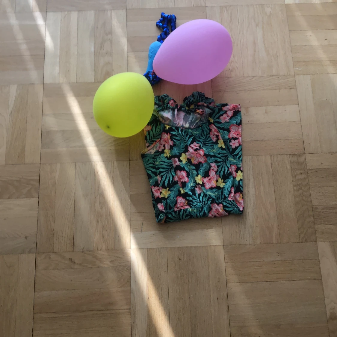 En fin sommar klänning 👗 har inte använt den så mycket  - 91