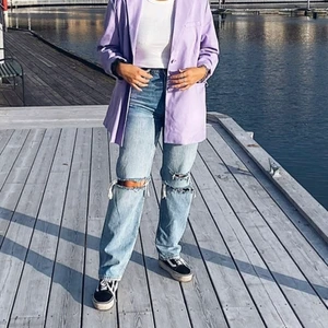 Lila kavaj  - Hejsan! Ville ha en liten intressekoll på denna typ oanvända kavaj från h&m. 🌸