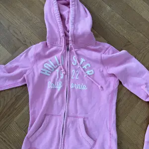 Söt hoodie från hollister!💞