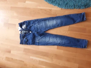 Only jeans  - Hej säljer mina only jeans i nyskick 100 kr I storlek 38