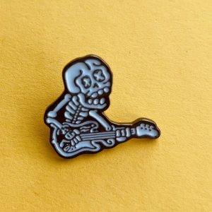 Crazy musician pin - Fri frakt 🤍