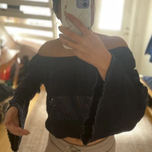 Topp! - Säljer denna fina topp ifrån tessie! Skön och snygg! Använd en gång på sommaren annars nästan helt ny! 🌸💕