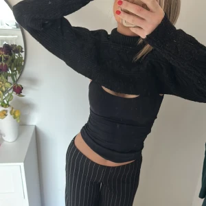 tröja - Knappt använd tröja💕 Tryck gärna köp nu💕 