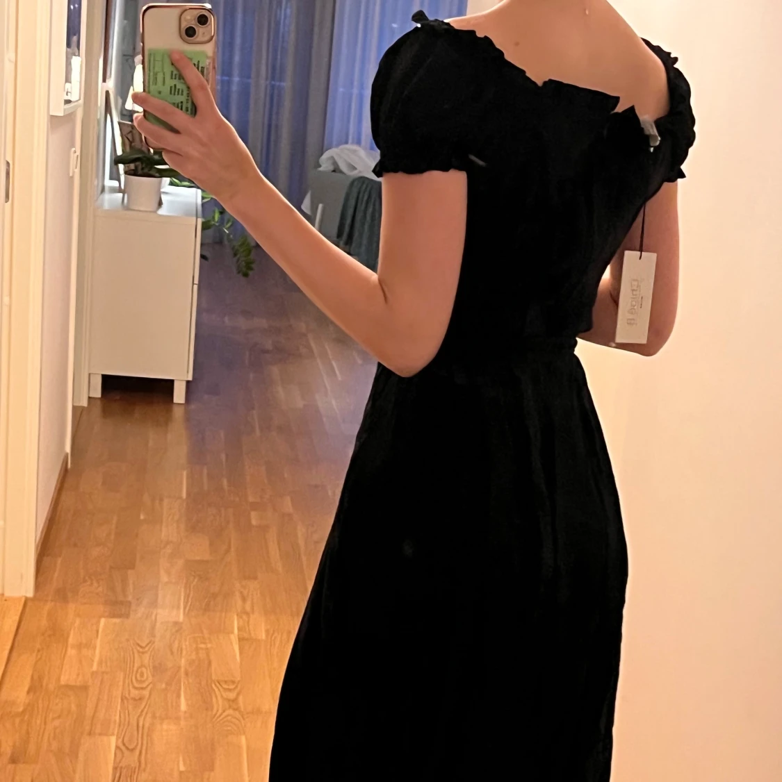 NaKd svart mid klänning stl 40 - 90