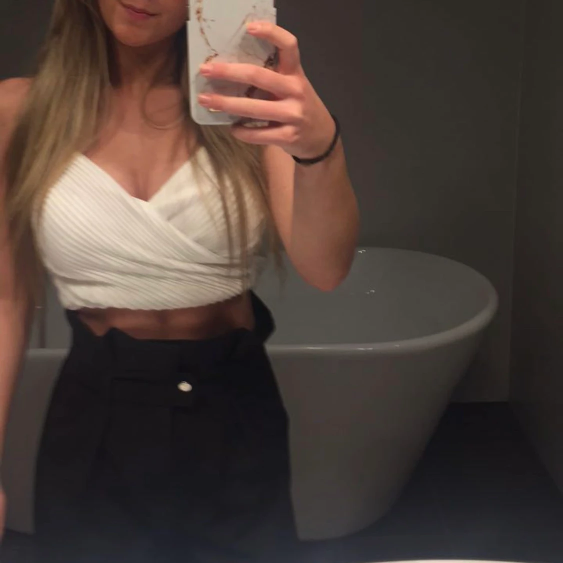 hur snygg croppad topp