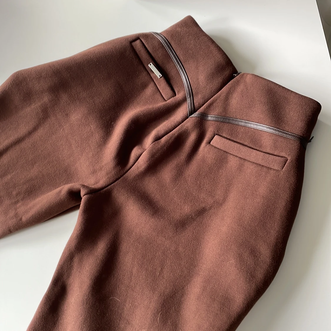 Oanvänd helt nytt Byxa  - 91