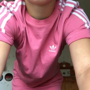 Klänning - Rosa klänning från adidas