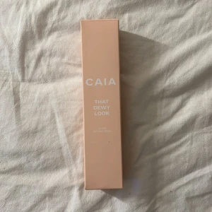 Settingspray that dewy look - Oanvänt settingspray från caia, inte ens öppnad. 200kr