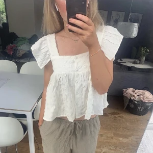 Zara topp - Intressekonflikt på denna fina topp från zara, sista bilden är min 
