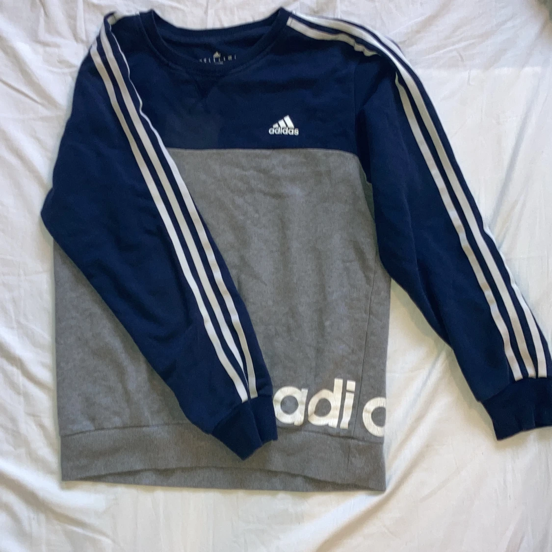 Adidastrjöja