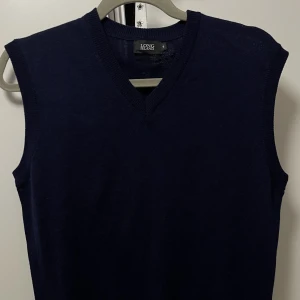 Väst  - Väst oanvänd 