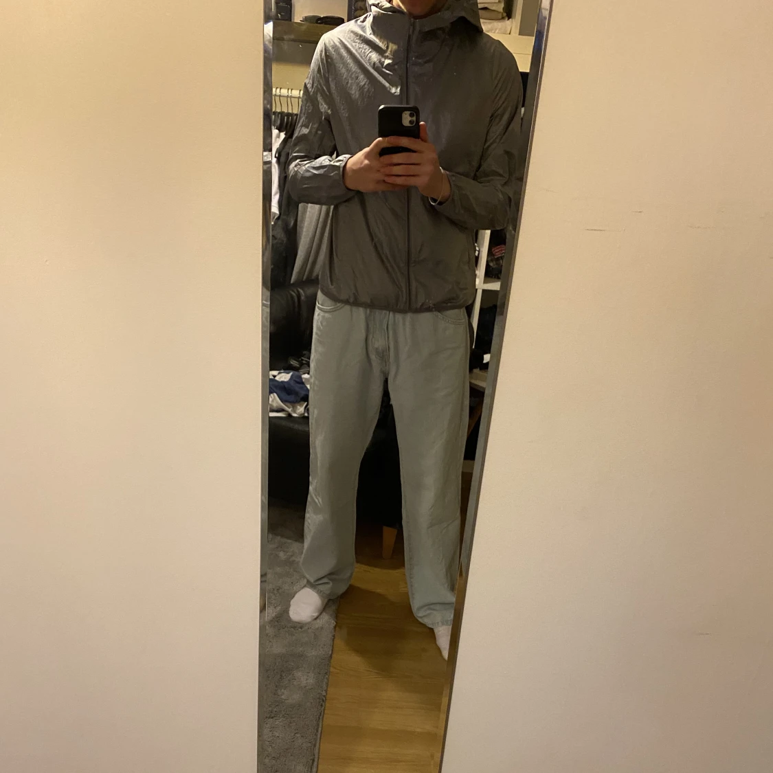 Vindjacka i storlek M  - 90