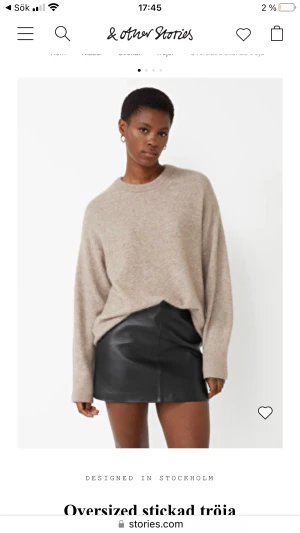 Stickad tröja från & other stories.  - Jättefint och bra material. Nästan aldrig använde 