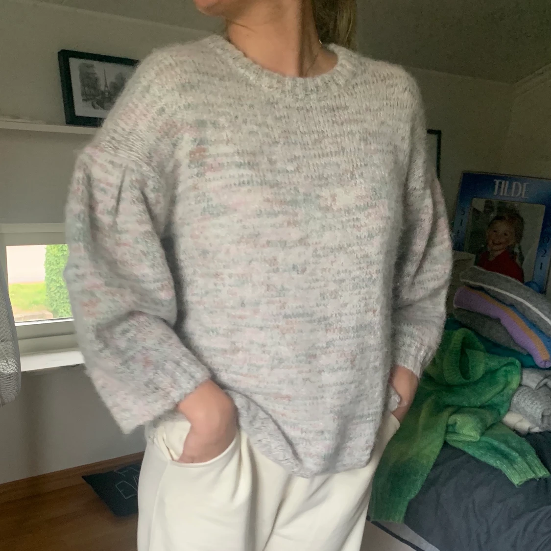 Flerfärgad stickad tröja 