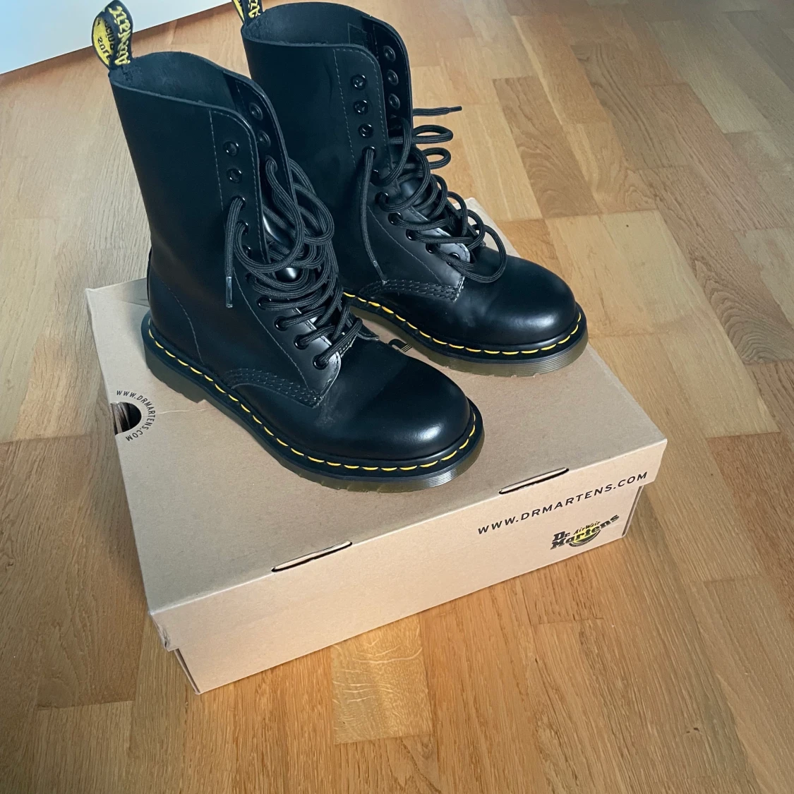Dr. Martens kängor - 91